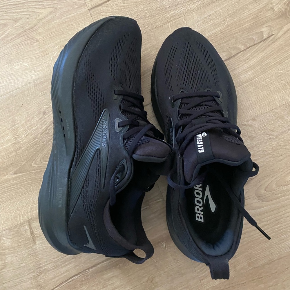 Brooks Glycerin 22 men’s NEW